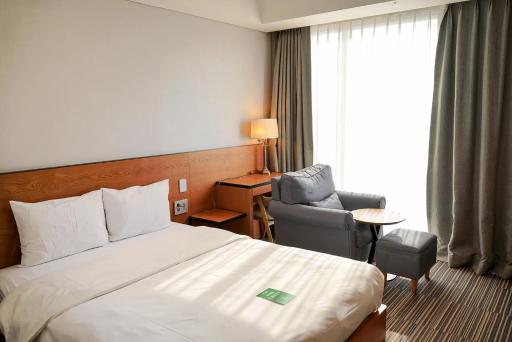 Hotel Tour Incheon Airport Hotel & Suites - Housity