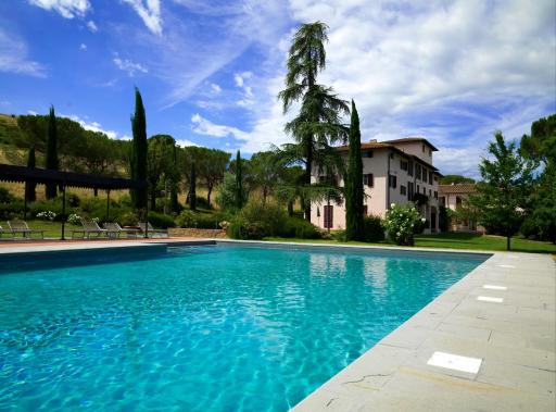 Appartamenti Agriturismo La Canonica - Housity
