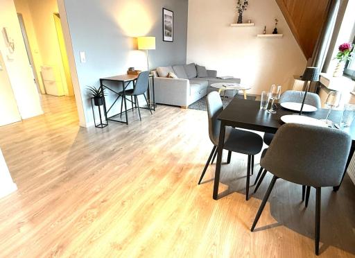 City Apartment, Parkplatz, 2 Balkone, Wi-Fi, TV - Housity