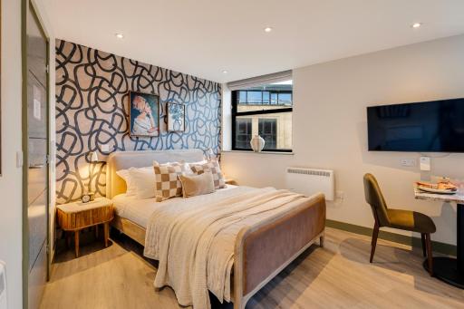 Your Apartment I Clifton Village - Housity