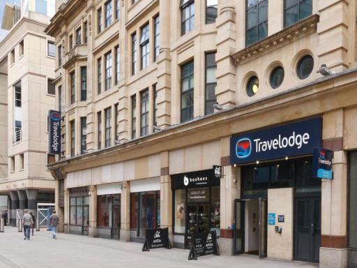 Travelodge Cardiff Central Queen Street - Housity