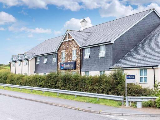 Travelodge Wadebridge - Housity