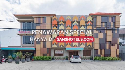 Sans Hotel Budaya Cirebon - Hizvo