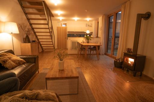 An der Kirchtreppe - Housity