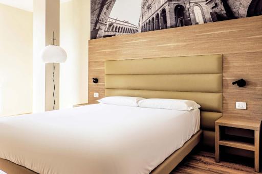 B&B HOTEL Fabriano Janus - Housity