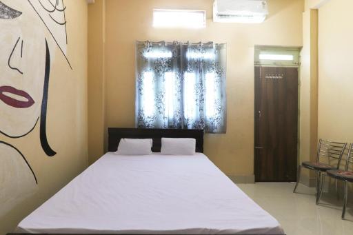 OYO Hotel OM Guest House - Housity