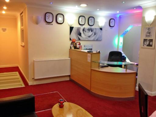 City View Hotel - Roman Road Market - Housity