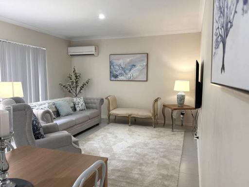 1 Sparkling Sanctuary Joondanna 3BR 2BA & Parking - Housity