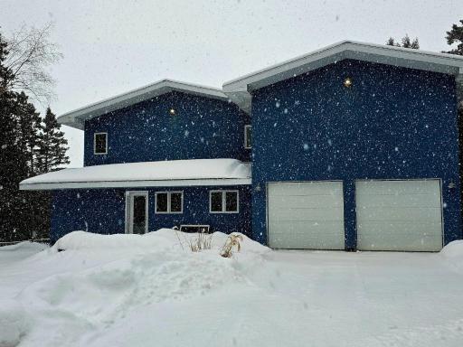 LaBarbe Bleu - Housity