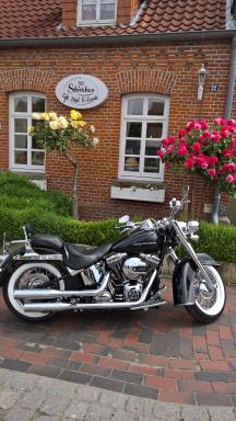 Stoevchen Café Hotel - Housity