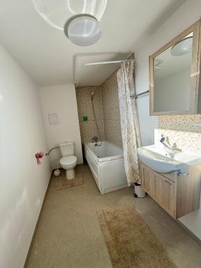 Jokai Apartments Nr9, code entry - Housity