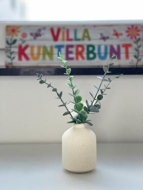 Villa Kunterbunt - Housity