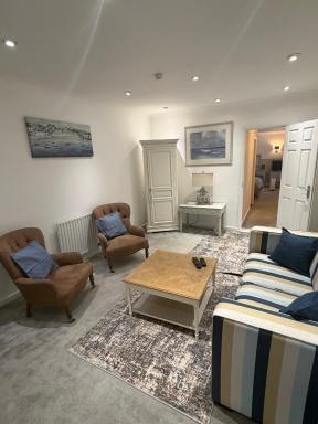 Lugger Hotel ‘A Bespoke Hotel’ - Housity