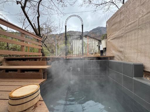 Yamaguchi House Annex, Private House with Onsen - Housity