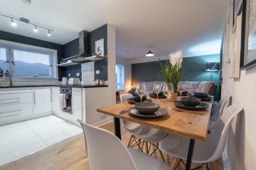 Ross Place Apartment - Housity