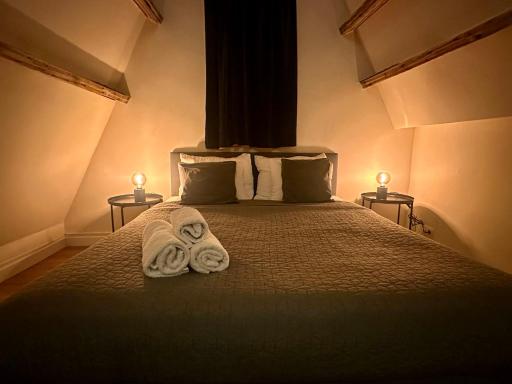 Luxury Rooms - Housity