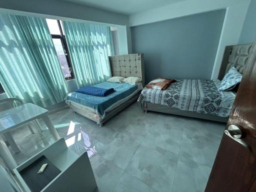 Mishki Punuy - Housity