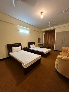 Sina Lodges and Guest house - Housity