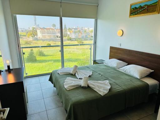 Beachfront Beachfront Seaview Apartment - Housity