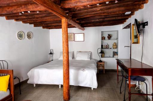 Keresbino Hydra Art Suite - Housity