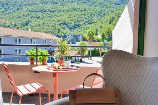 Sure Hotel by Best Western Gemenos en Provence - Housity