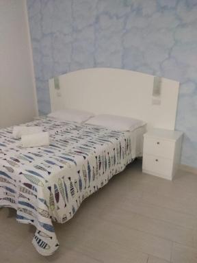 seaside terracina apartment - Housity