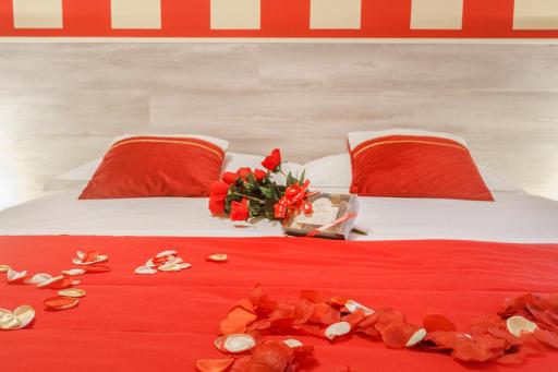 OPERA et LOVE - 200m dall'Arena con convenzione per Parcheggio e Colazione in pasticceria adiacente - Housity