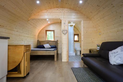Broomhills Farm River Eco Pods - Housity
