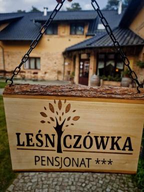 Pensjonat Leśniczówka - Housity