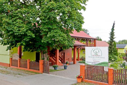 Pod Kasztanem - Housity