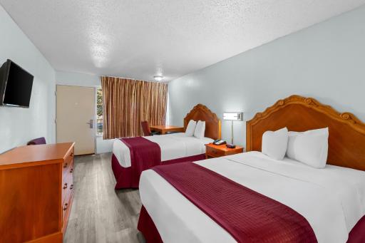 Knights Inn San Antonio near Frost Bank Center - Housity