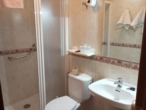 Hostal Isabel - Housity
