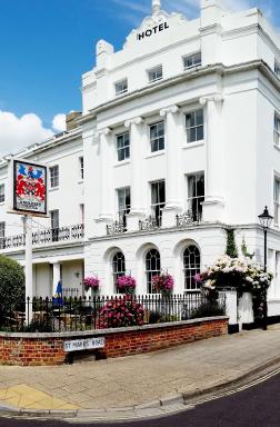 Anglesey Hotel - Housity