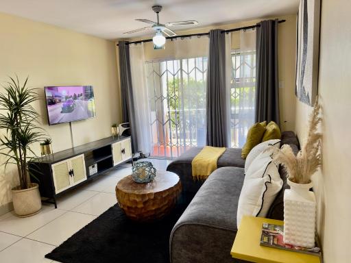 KADESE Holiday North Beach Durban - Housity