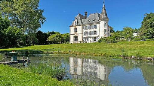 Château de la Chabroulie - Housity