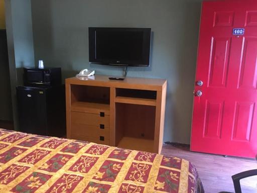 Townhouse Motel - West Sacramento - Housity