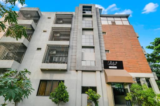 Collection O Santushti Hotel & Restaurant - Housity