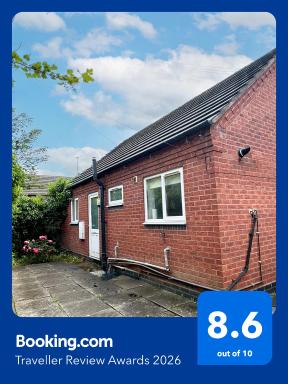 Family Bungalow sleeps 4 - Housity