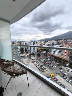&ONE Quito Parque La Carolina Alquiler por días - Housity