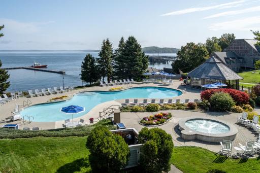 Holiday Inn Bar Harbor Regency Hotel, an IHG Hotel - Housity