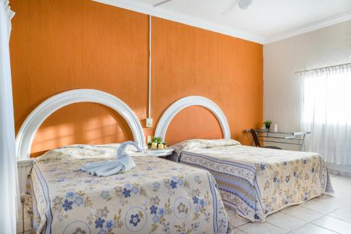 Hotel del Tajo - Housity