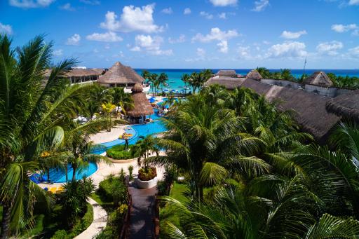 The Reef Coco Beach Resort & Spa- Optional All Inclusive - Housity