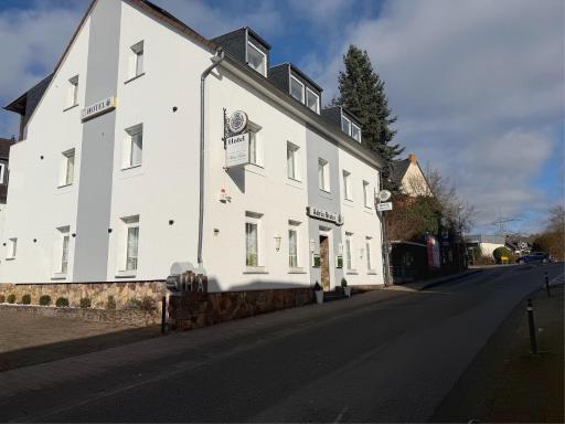 Hotel Adria Stuben - Housity
