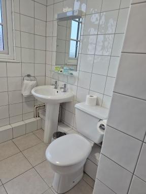 Warren Lodge - Housity