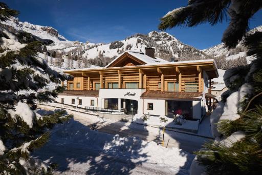 Hotel Mesdi - Housity