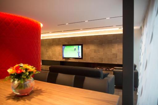 Le Cube - Housity
