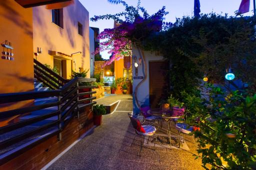 AnnaDes Apartments & Studios Chios - Housity