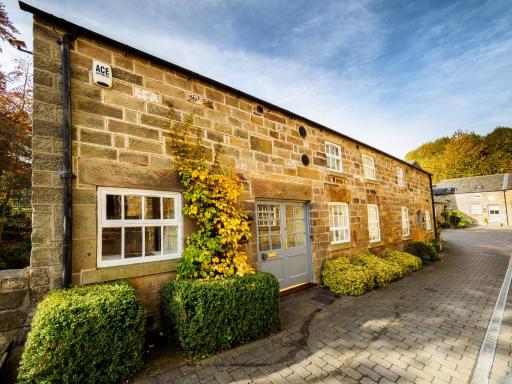 Carpenter's Cottage - Housity