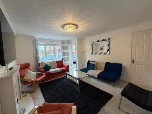 Soothill House Batley - 3BR - Sleeps 7 - Housity