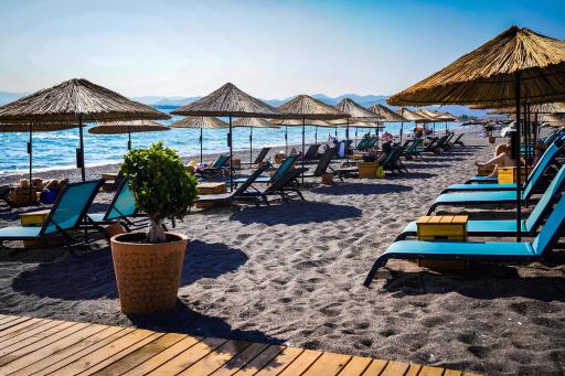Uras Beach Hotel - Housity